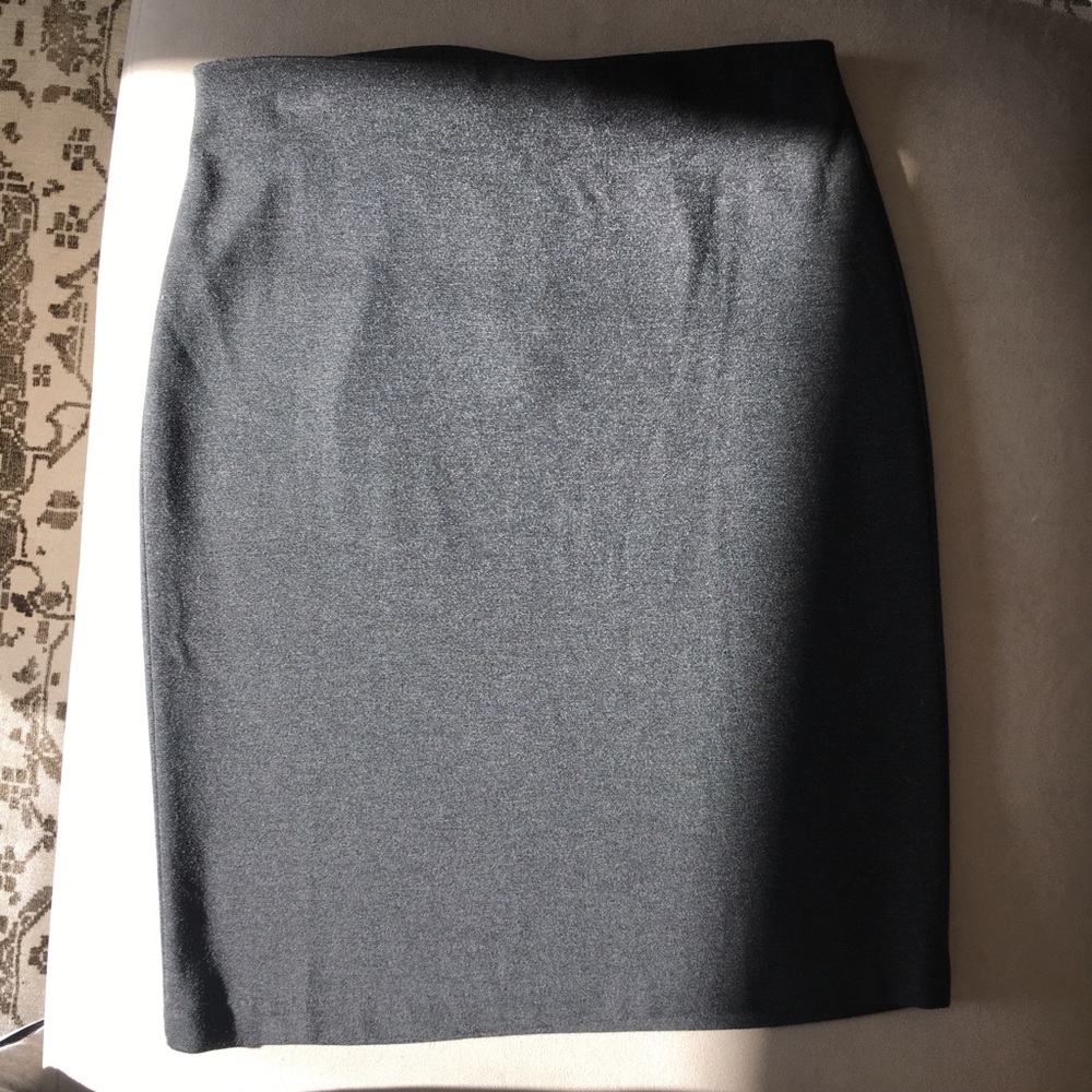 Philosophy Heather gray pencil skirt 8 NWOT